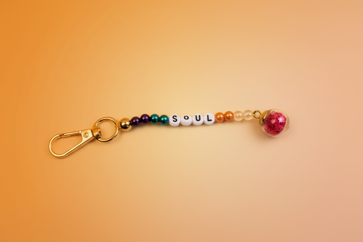 „Trag, was dich stärkt – Soul Charms für Herz, Mut und Magie.“