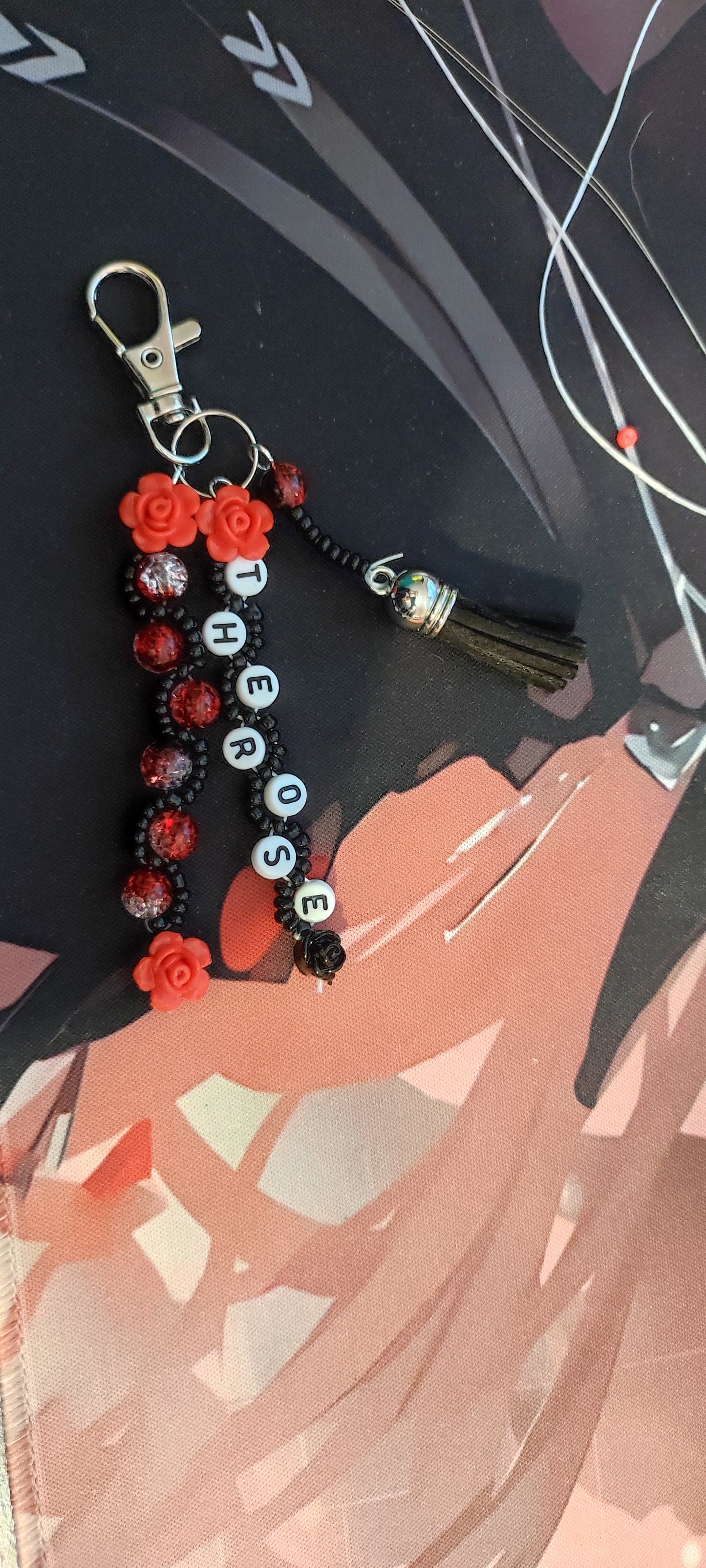 Inspiration by The Rose & Stray Kids – Handmade Schlüssel- & Taschenanhänger