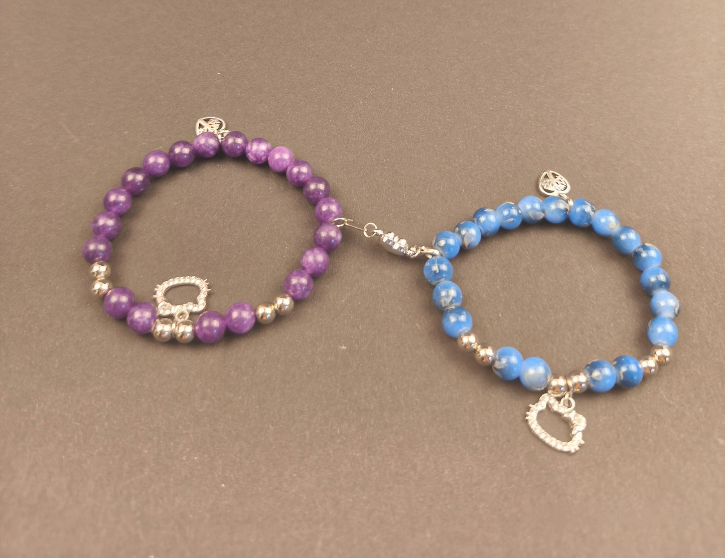 Magnetische Umarmung